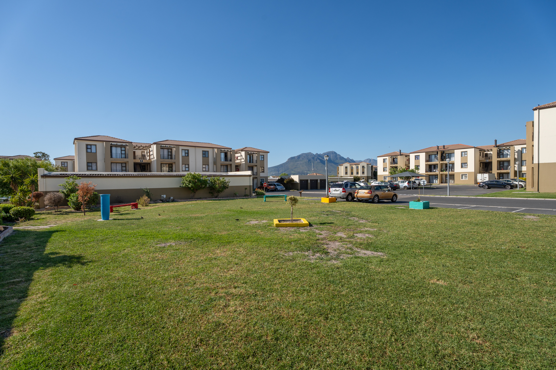 1 Bedroom Property for Sale in Guldenland Western Cape